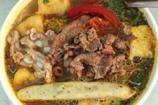Bún giò riêu sườn sụn